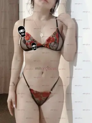 Chaparrita Sexy Colombiana Caliente Apasionada, Escorts en Querétaro, México — 24 años