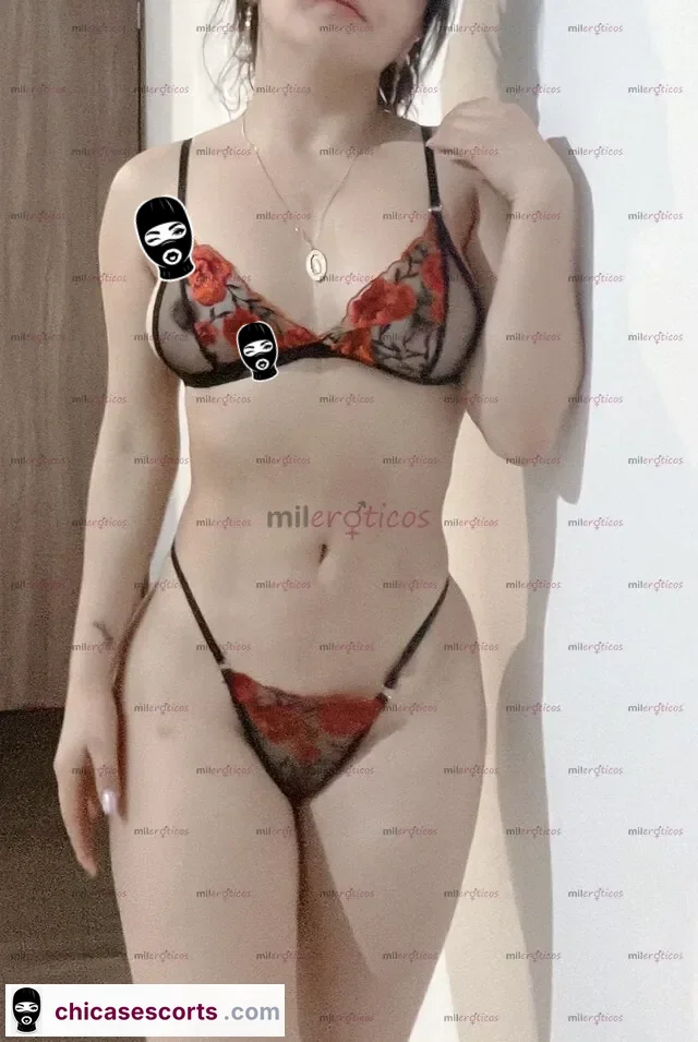 Foto de Chaparrita Sexy Colombiana Caliente Apasionada — imagen 3