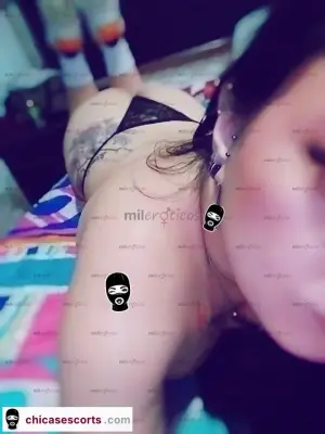 Hola Doy Kelen Dakota Pelinegra Erotica Madura Con Ganas De Hacerte Feliz, Escorts en Bogotá — 38 años