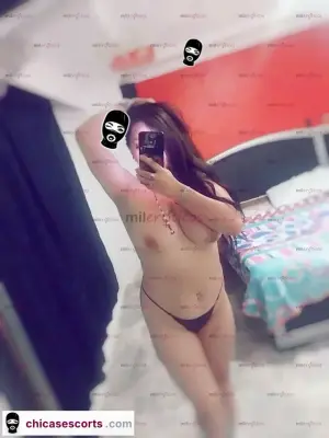 Hola Doy Kelen Dakota Pelinegra Erotica Madura Con Ganas De Hacerte Feliz, Escorts en Bogotá, Colombia — 38 años