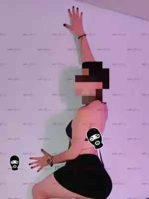 Megan Juguetona, Sumisa, Deslechadora Y Cachonda, Escorts en Bogotá — 20 años