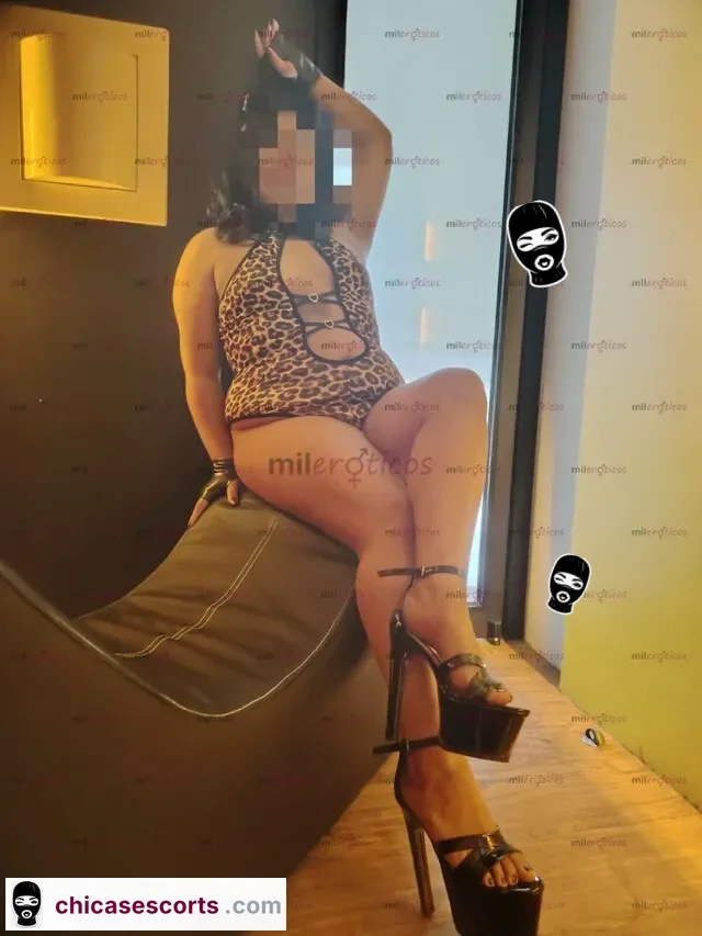 Foto de Isis...Waifu Super Buena Onda.... Super Complaciente Y Caliente No Busques Mas — imagen 4