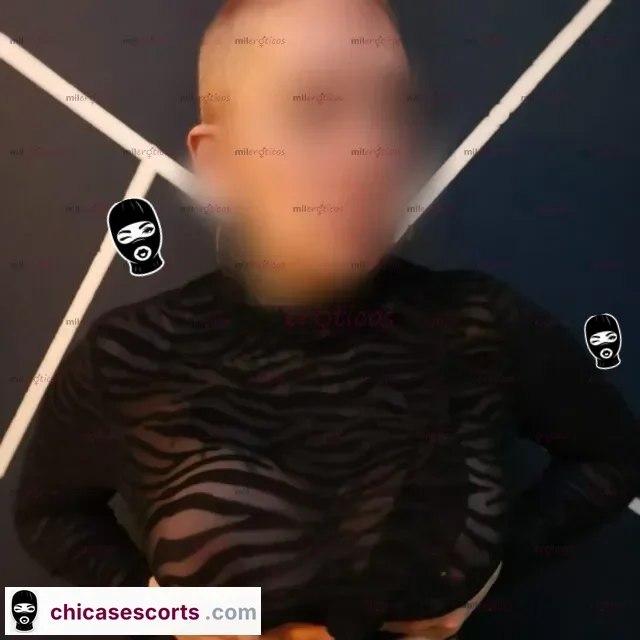 Foto de Lola Unica Modelo Tatuada Y Sexi Con Apto Privado En Chapinero — imagen 6