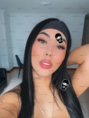 Me Llamo Alexa Espectacular Pelo Largo Hermosas Nalgas, Escorts en Medellín — 48 años