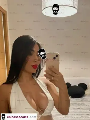 Me Llamo Alexa Espectacular Pelo Largo Hermosas Nalgas, Escorts en Medellín — 48 años