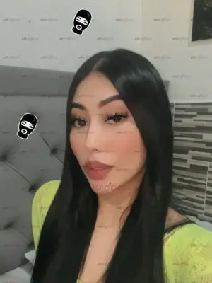 Me Llamo Alexa Espectacular Pelo Largo Hermosas Nalgas, Escorts en Medellín — 48 años