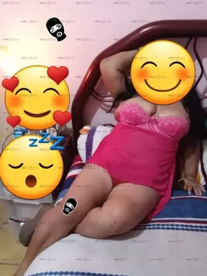 400 Buscas Una Mujer Que Te Sepa Satisfacer En La Cama Aquí Estoy Yo, Escorts en Guadalajara — 40 años