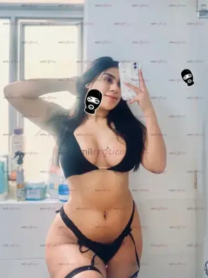 Joven Universitaria Vip, Escorts en Bogotá, Colombia — 24 años