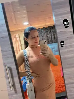 Laura, Escorts en Tunja, Colombia — 20 años