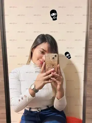 Laura, Escorts en Tunja — 20 años