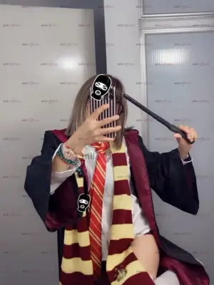 Chica Atenta ? De Buen Modo Atiendo ! Y Sin Prisas ! Con Hotel Incluido Hermoso, Escorts en Querétaro — 22 años