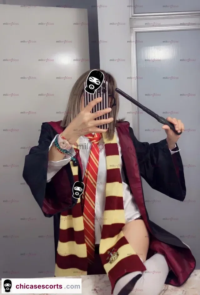 Foto de Chica Atenta ? De Buen Modo Atiendo ! Y Sin Prisas ! Con Hotel Incluido Hermoso — imagen 6