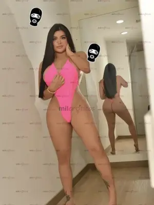 Joha Tu Jovencita Porno Te Hare Estremecer Con Mi Rica Vagina Apretada, Escorts en Medellín, Colombia — 40 años