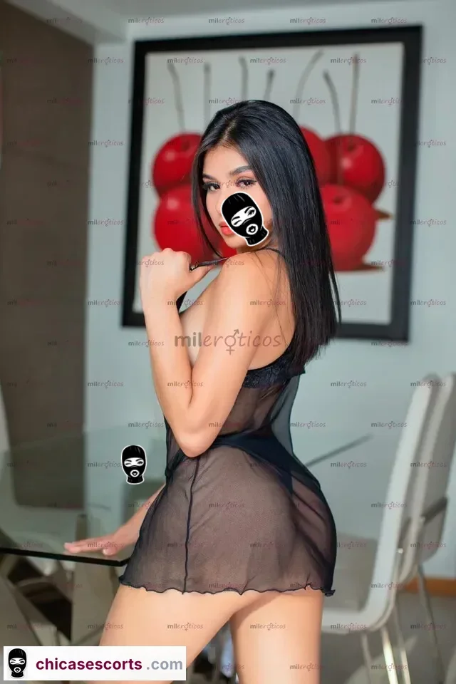 Foto de Llega A La Ciudad Modelo Delgada Y Test Blanca Con Ganas De Diversion Candente — imagen 5