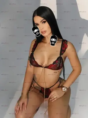 Valeria Escort Vip Sofisticada Nueva En Medellin Realizo Todos Los Servicios, Escorts en Medellín — 19 años