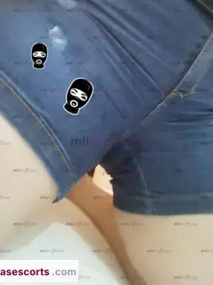 Escort Culona. Bonita, Y Buena Onda, Doy Trato De Novios, Escorts en Guadalajara, México — 18 años