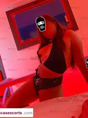 Apretadita Disfrutame Soy Toda Tuya Solo DéJate Llevar Por Mis Besos, Escorts en Bogotá, Colombia — 18 años