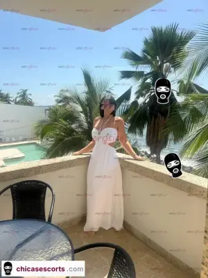 Hermosa Joven Con Caricias Y Besos Apasionados, Escorts en Bogotá — 19 años