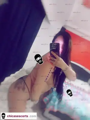 Madura Paisa Pelinegra Cuerpo Reloj De Arena Con Ganas De Hacer Pasar Una Noche, Escorts en Bogotá — 18 años