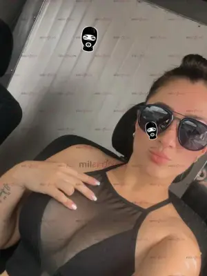 Sexy Consentidora Con Unos Senos Divinos Y Cuerpazo, Escorts en Mérida, México — 40 años