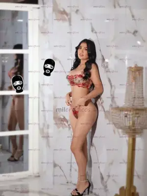 Veronica Scort Joven De Cara Angelical Independiente, Escorts en Medellín — 18 años