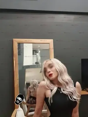 Elegante, Escorts en Querétaro, México — 24 años