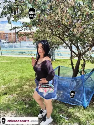 Holi Hoy Quiero Leche Me La Vas Adar Papacito, Escorts en Bogotá — 18 años