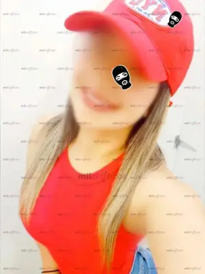 Linda Terapeuta Sal De La Rutina Y Ten Una Excelente Experiencia, Escorts en Bogotá, Colombia — 21 años