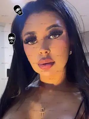 Paola Morena Apasionada Con Trato De Novios Y Oral Al Natural New Location, Escorts en Medellín, Colombia — 18 años