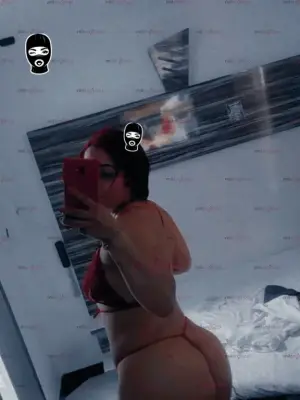 Rica Traviesa Esta De Cumple Y Quiere Q Le Partan La Torta Hay Promo De Cumple, Escorts en Bogotá, Colombia — 18 años