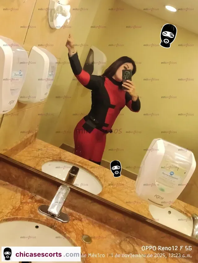 Foto de Sasha Complaciente Yo Estoy Me Encanta Mi Trabajo Pruebame — imagen 3