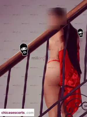 SóLo Quien Ha Probado Una Pelinegra Sabe Lo Caliente ExóTica Fugetona M, Escorts en Florencia, Colombia — 18 años