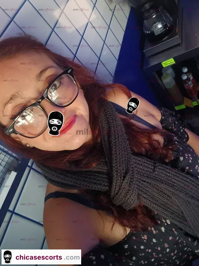 Foto de Alineee Una Chica Diferente Alas Que Acostumbras En El Ramo — imagen 3