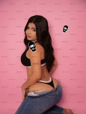 Laura 19 AñOs De MedellíN Por Primera Vez En MéRida, Escorts en Mérida — 19 años