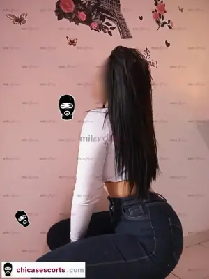 Quieres Una Chochita Mojadita Y Unas Tetas Repletas De Leche, Escorts en Bogotá — 19 años
