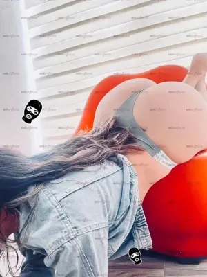 500, Escorts en Querétaro — 24 años