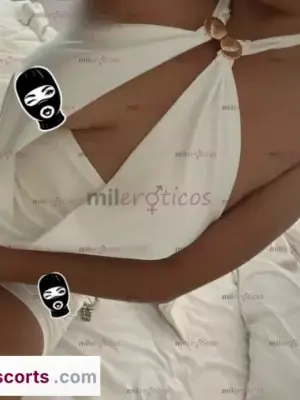 Chica De Fuego Natural Y Dispuesta A Cumplir Tus FantasíAs Kenia 23, Escorts en Bogotá, Colombia — 19 años