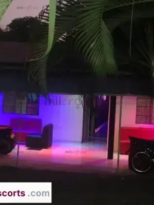 Club Canelas Exclusivo 24 7 Con Zona Vip Y Habitaciones Privadas Al Norte, Escorts en Cali — 45 años