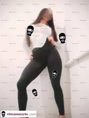 Hermosa Flaca, Escorts en Bogotá — 18 años