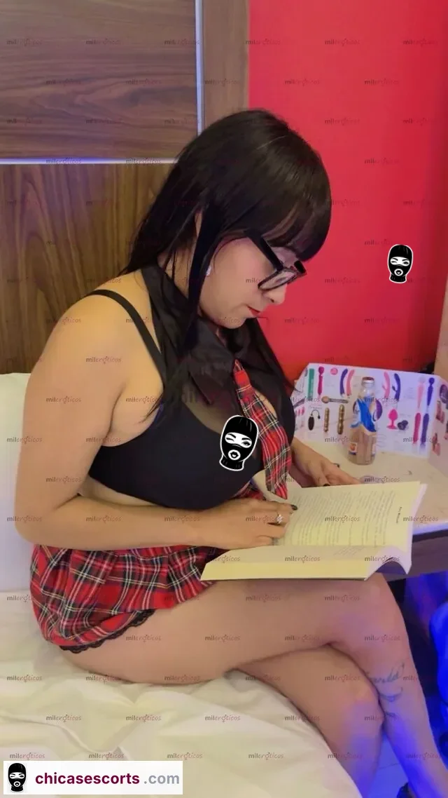 Foto de Tu Maestra Hoy Quiere Verga. ¿ Me Daras ? — imagen 9