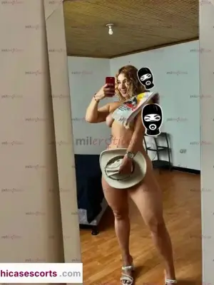 Linda Masajista ExóTica Real Te Hare Un Oral Garganta Profunda, Escorts en Bogotá, Colombia — 27 años