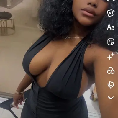 Angela, Encuentros en Santiago — 22 años