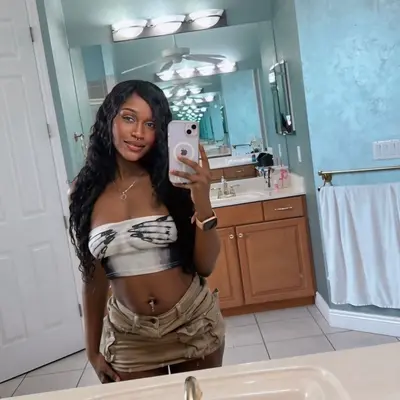 Spicy girl, Encuentros en Puerto Plata — 24 años