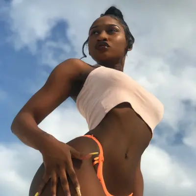 Spicy girl, Encuentros en Puerto Plata, República Dominicana — 24 años