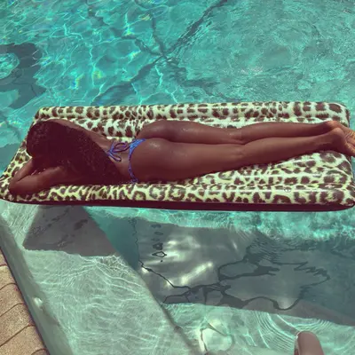 Spicy girl, Encuentros en Puerto Plata — 24 años