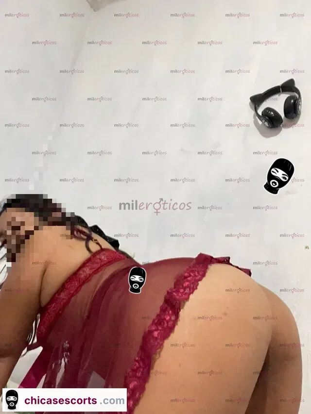 Foto de Chica Estudiante Universitaria Nueva En El Hambiente — foto de perfil verificado