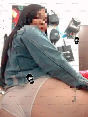 Grandes Senos Naturales Solo Para Ti ( Solo Domicilio), Escorts en Bogotá, Colombia — 21 años