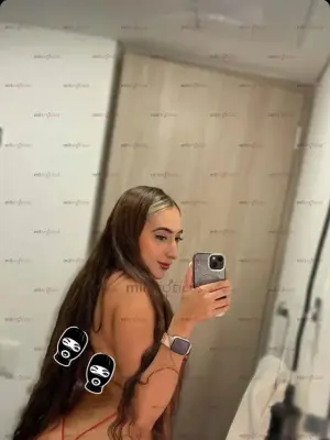 Soy Emily Modelo Vip Independiente Con Ganas De Hacerlo Muy Rico, Escorts en Medellín, Colombia — 48 años